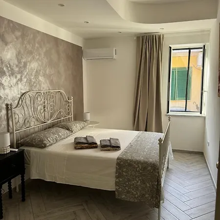 Red Bridges House Maria Appartement Naples