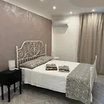 Red Bridges House Maria Апартаменты Неаполь