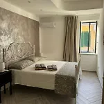 Red Bridges House Maria Апартаменты Неаполь